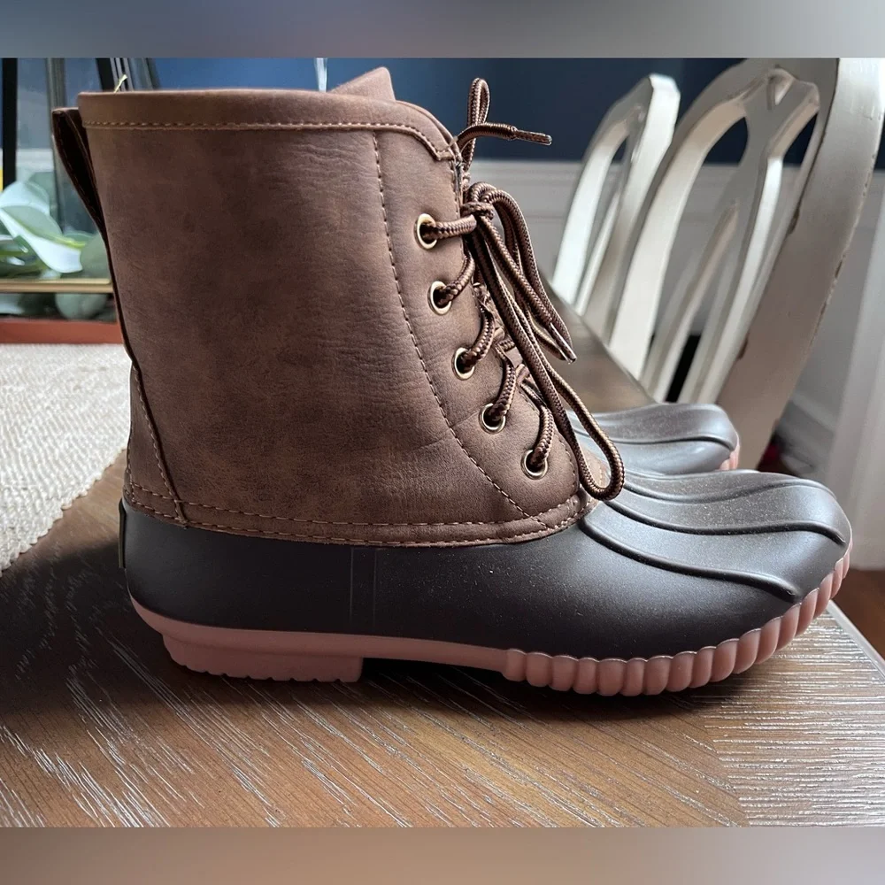 Marley Lilly Duck Boots Brown size 7